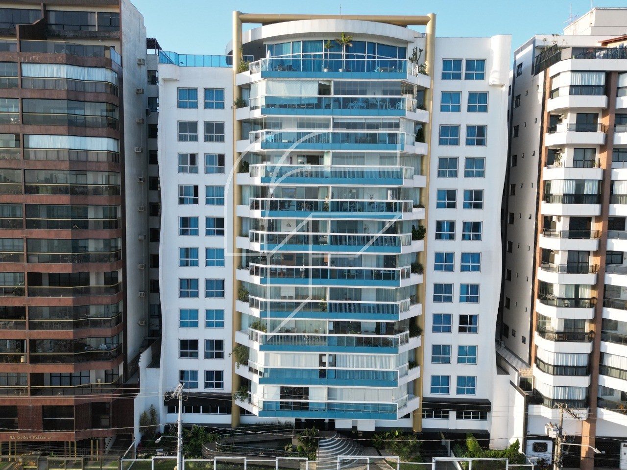 Edifício de alto padrão recém-lançado em Guarapari